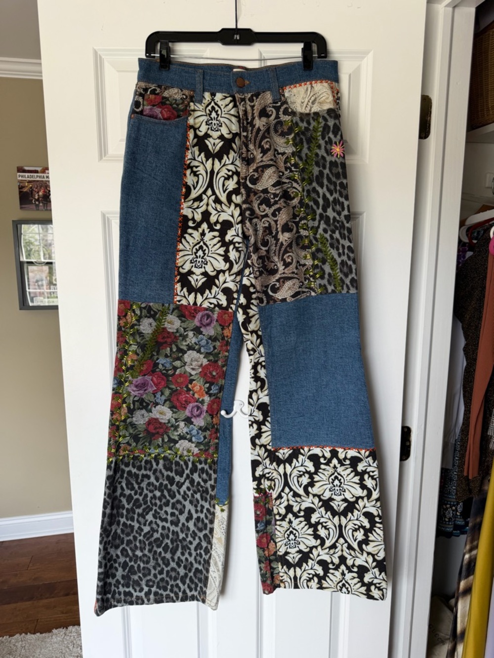 Alice + Olivia Blue Denim Jeans with Printed Panel